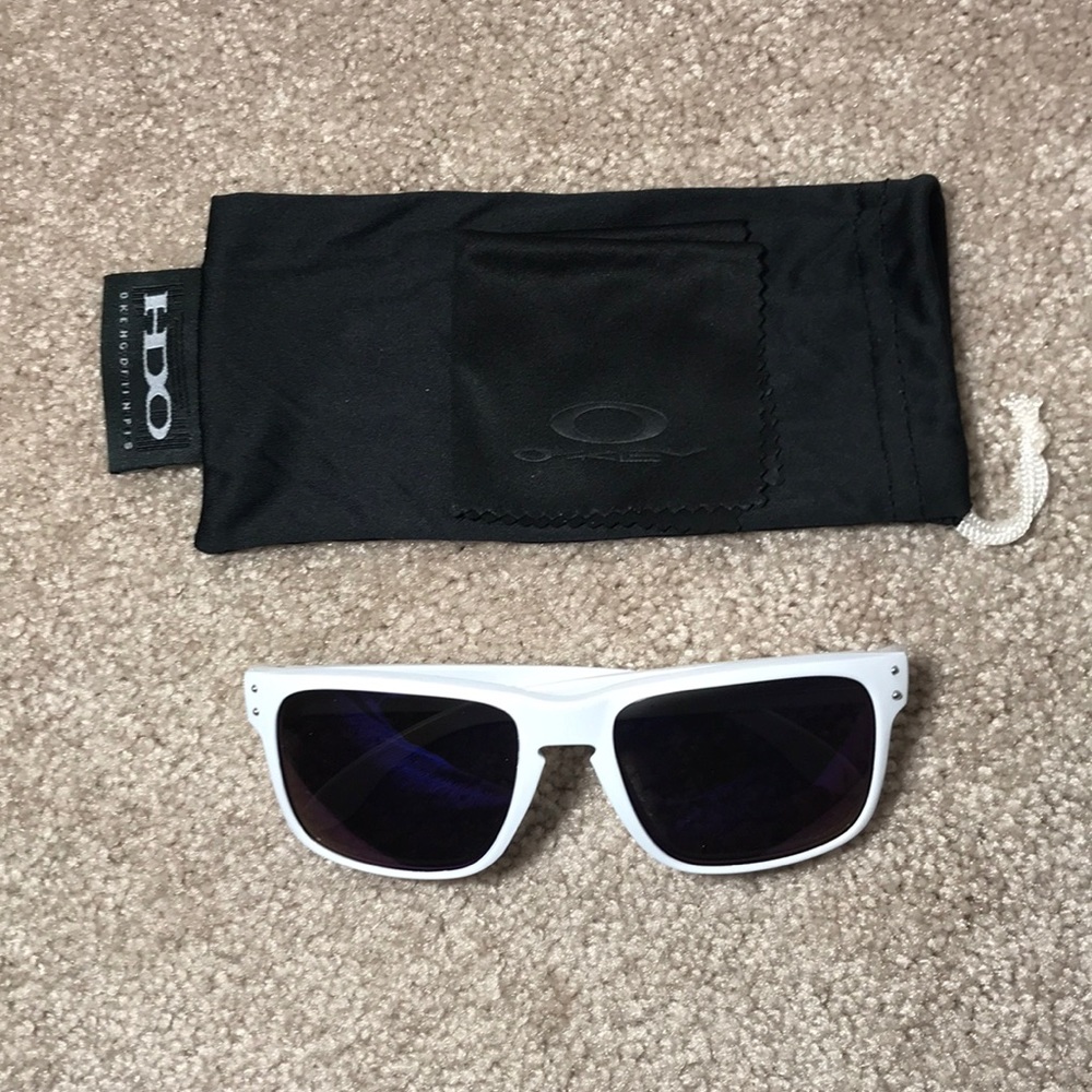 Oakley Holbrook Sunlasses